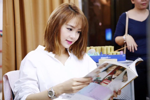 Những kiểu tóc làm nên thương hiệu cho minh hằng