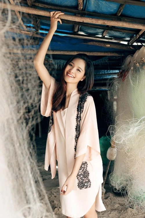 5 bà bầu mặc gì cũng đẹp sành điệu nhất vbiz