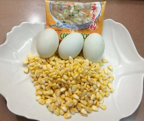 Học cách làm ngô chiên trứng muối lai rai buổi tối