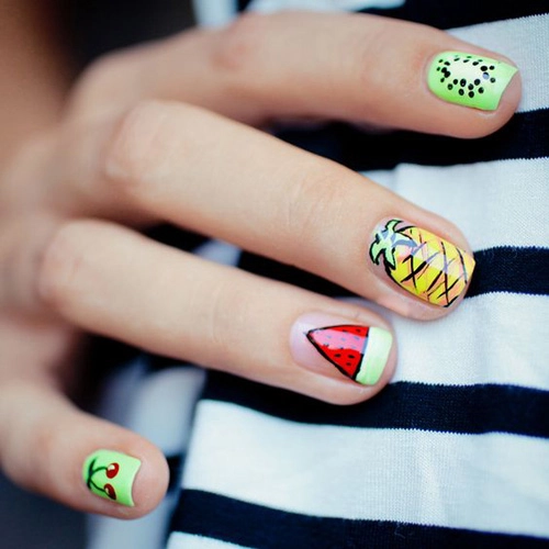 Những mẫu nail mát lạnh giúp bạn giải nhiệt mùa hè