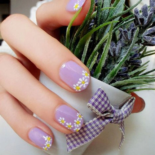 Những mẫu nail mát lạnh giúp bạn giải nhiệt mùa hè