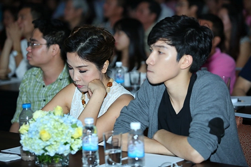 Con trai mỹ linh càng lớn càng khôi ngô