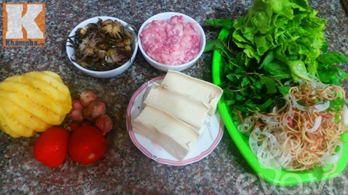 Cuối tuần ngon lành với món bún riêu cua