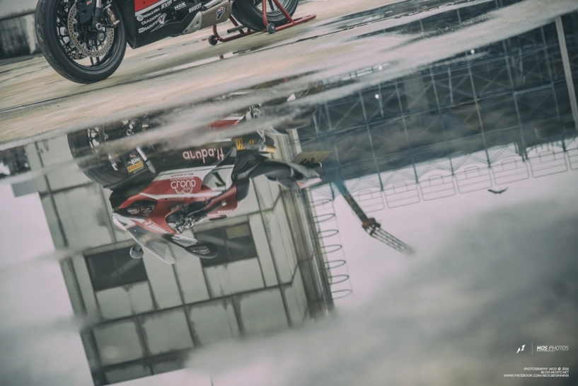 Hình ảnh siêu chất của ducati 899 panigale độ tem đấu