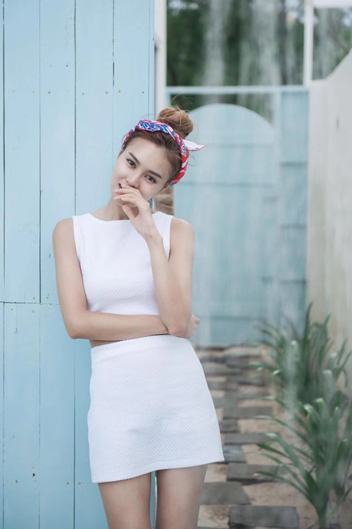 Mòn mắt ngắm nàng cám lan ngọc đẹp không tỳ vết