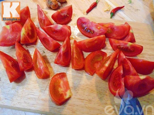 Thanh mát ngon cơm với món canh riêu cá ngần nấu dứa