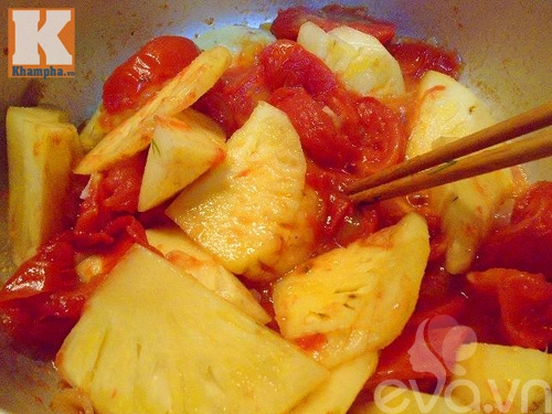 Thanh mát ngon cơm với món canh riêu cá ngần nấu dứa
