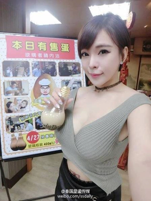 Trà sữa trân châu đài loan đựng trong bóng đèn gây sốt