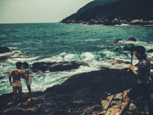 Xôn xao bộ ảnh cưới nude của cặp đôi đà nẵng