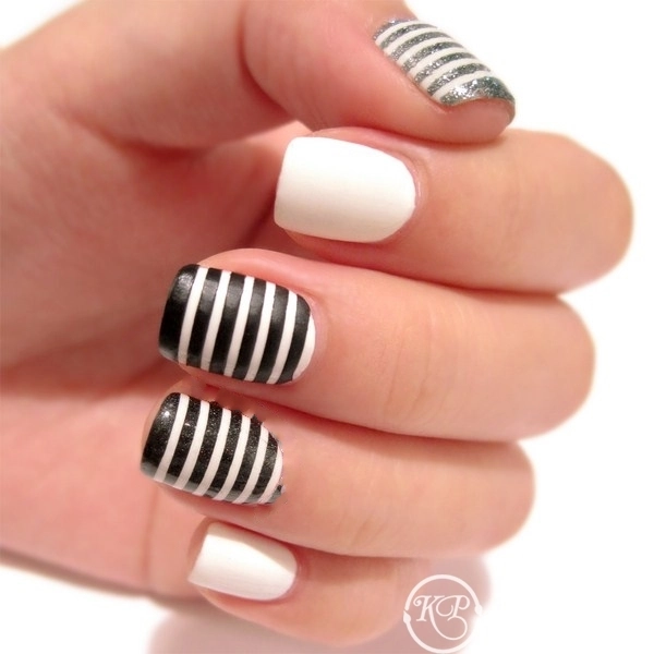 13 mẫu móng tay nail kẻ sọc cho nàng cá tính ấn tượng