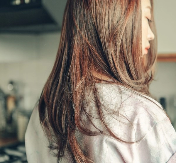 Cách chọn dầu xả cho tóc khô mỏng nhuộm thích hợp nhất