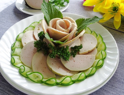 Hướng dẫn phân biệt giò chả sạch với giò chả có hàn the