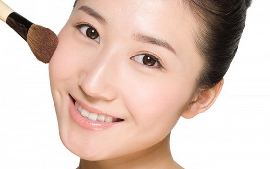 Hướng dẫn trang điểm cho da mặt nhờn dầu đúng cách hiệu quả