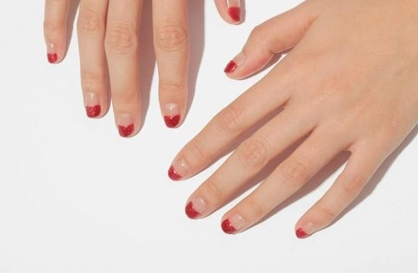 Nail màu đỏ đẹp cho cô nàng quyến rũ nổi bật