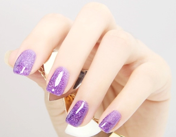 Những kiểu móng tay nail màu tím đẹp giành riêng cho cô dâu lãng mạn quyến rũ