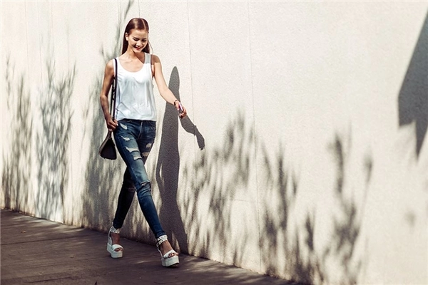 Street style chất miễn chê của giới trẻ sài thành mùa lễ hội