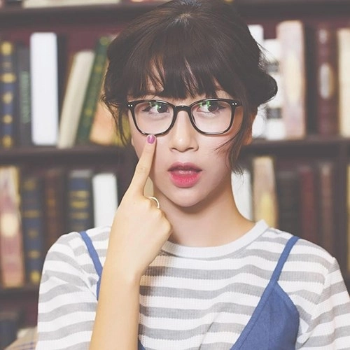 Ai dám bảo con gái tóc ngắn là không được điệu đà