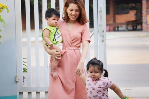 Mẹ 2 con ở sài gòn chia sẻ cách làm tôm chua cực hot
