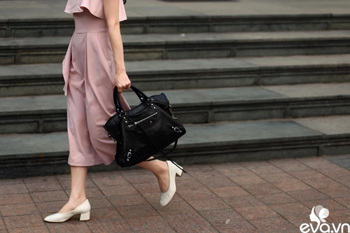 Street style tuần màu xám đang làm chị em say như điếu đổ