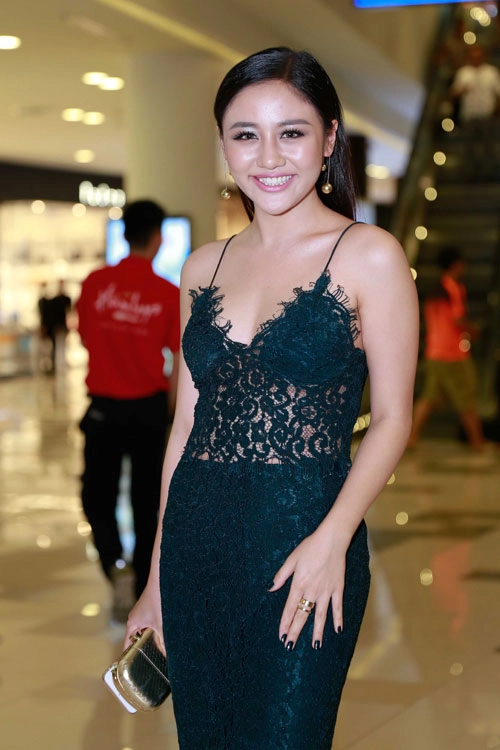 Dàn sao nữ việt đọ sắc tại buổi ra mắt phim truy sát