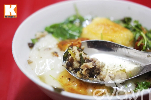 Hai quán bánh đúc nóng ngon ở hà nội