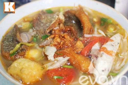 Hai quán bánh đúc nóng ngon ở hà nội