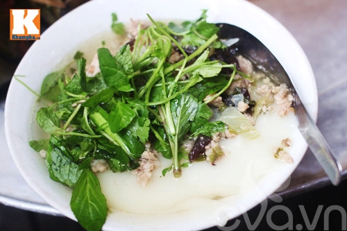 Hai quán bánh đúc nóng ngon ở hà nội