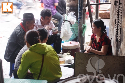 Hai quán bánh đúc nóng ngon ở hà nội