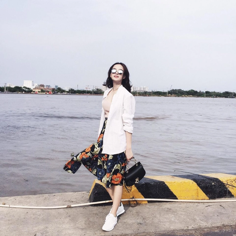 Angela phương trinh xinh lung linh