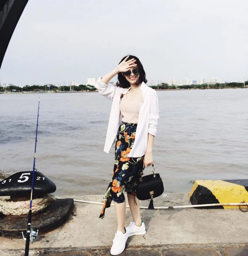 Angela phương trinh xinh lung linh