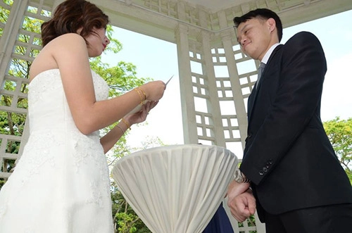 Bộ ảnh cưới thảm họa của cặp đôi singapore