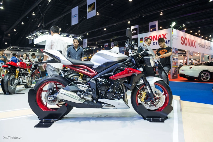 Cận cảnh triumph street triple rx phiên bản đặc biệt