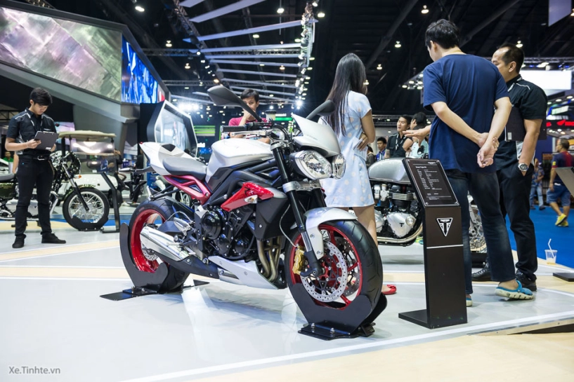 Cận cảnh triumph street triple rx phiên bản đặc biệt