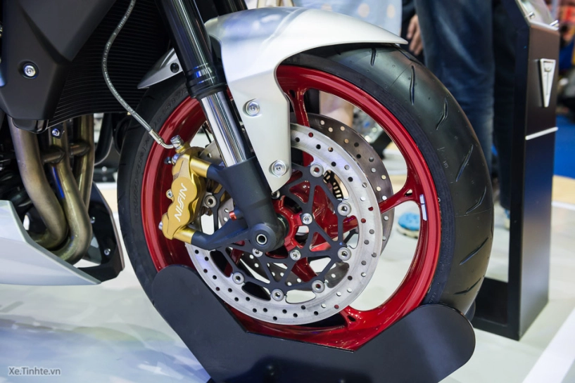 Cận cảnh triumph street triple rx phiên bản đặc biệt