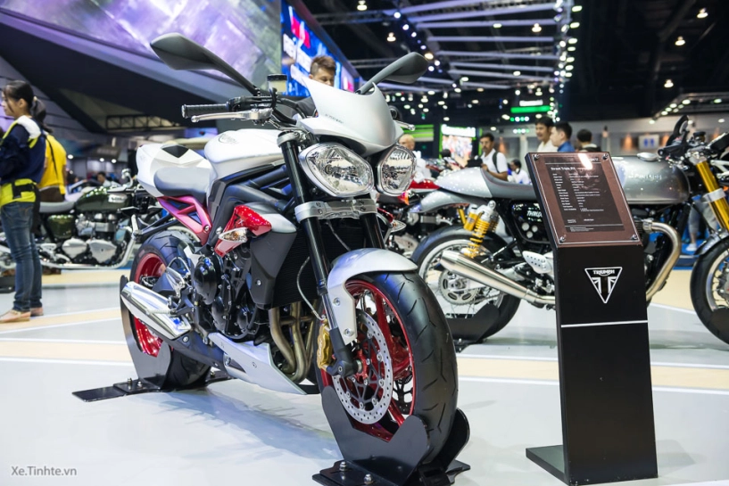 Cận cảnh triumph street triple rx phiên bản đặc biệt