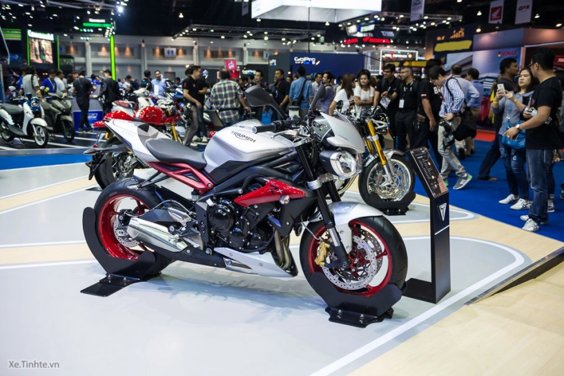 Cận cảnh triumph street triple rx phiên bản đặc biệt