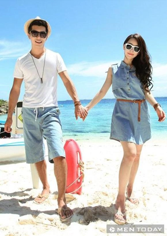 Cặp đôi lãng mạn với đồ đôi đi biển màu sắc sặc sỡ