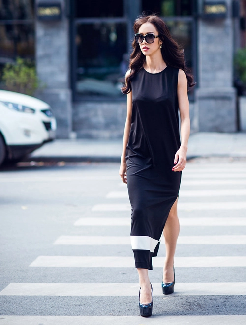Chọn váy maxi đen che bụng mỡ hiệu quả cho chị em