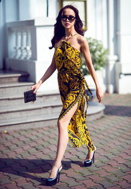Chọn váy maxi đen che bụng mỡ hiệu quả cho chị em