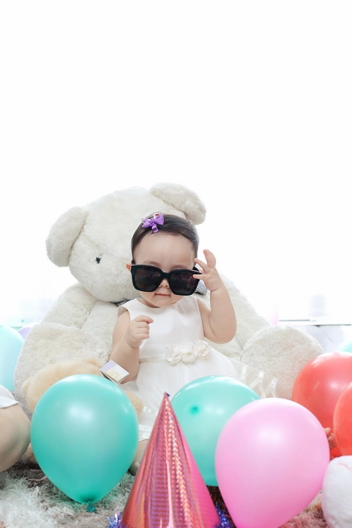 Con gái trang nhung hóm hỉnh đón sinh nhật