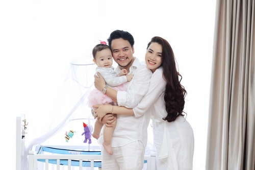 Con gái trang nhung hóm hỉnh đón sinh nhật