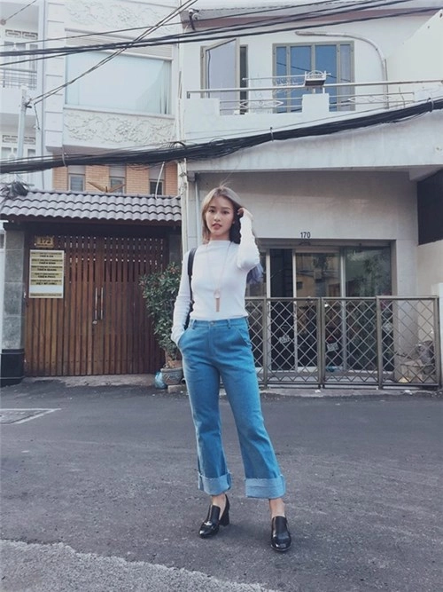 Denim sẽ khiến con gái đứng ngồi không yên hè này