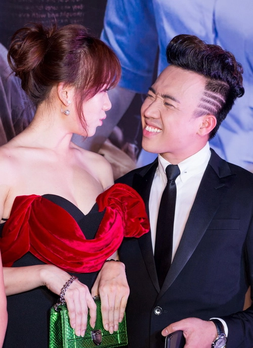 Hari won mặc gợi cảm với loạt sao đình đám