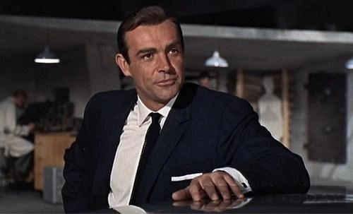 Học cánh phối cravat lịch lãm như james bond đầy nam tính