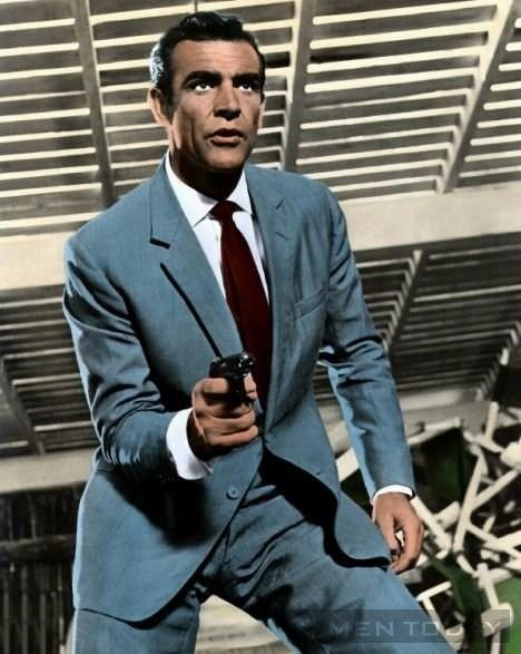 Học cánh phối cravat lịch lãm như james bond đầy nam tính