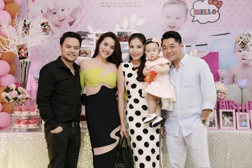 Ngân khánh được chồng tháp tùng đi dự sinh nhật