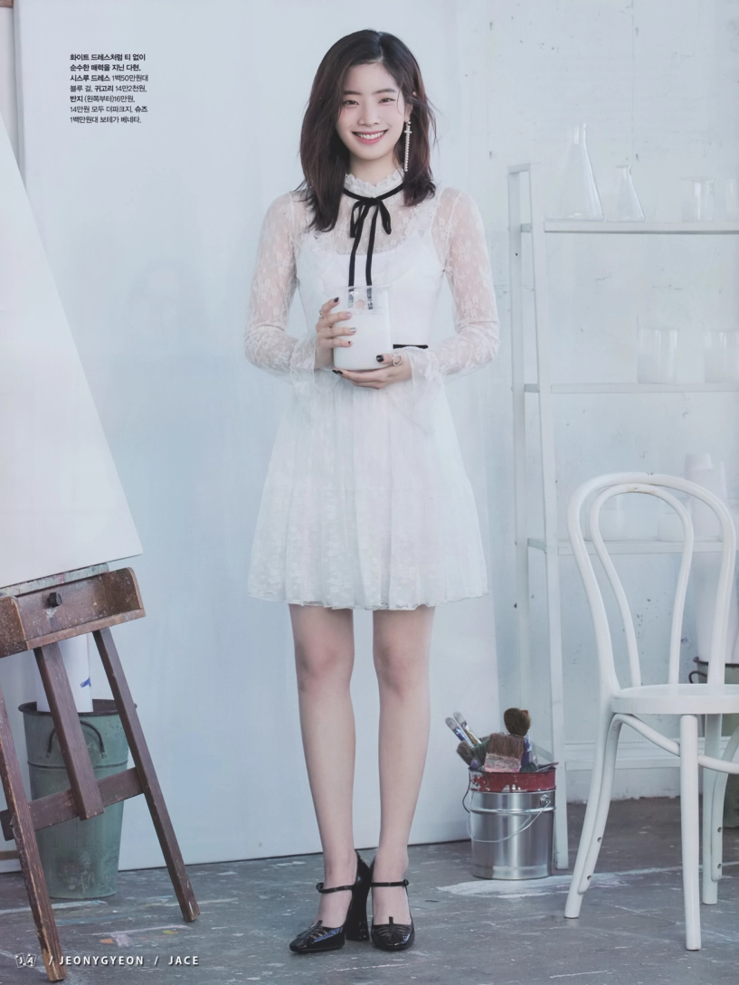 Twice xuất hiện đầy quyến rũ trên bìa tạp chí danh tiếng