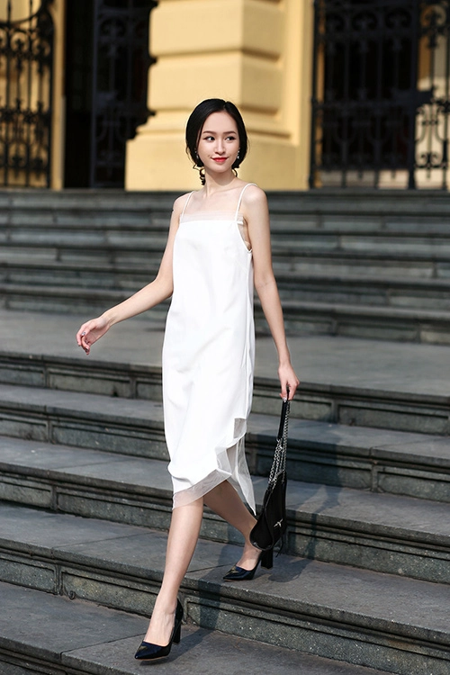 Váy đầm thanh tao đẹp như thiên thần của lê vi
