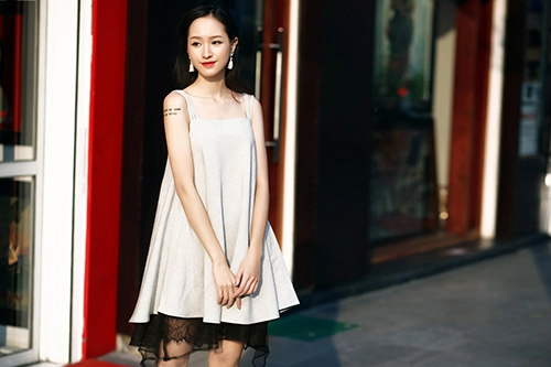 Váy đầm thanh tao đẹp như thiên thần của lê vi
