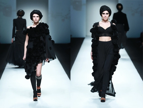 Xuân lan đội nón quai thao tái xuất sàn catwalk